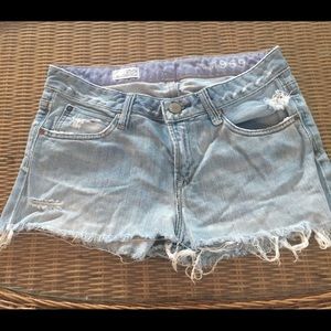 Gap 1969 short blue jean Size 25
